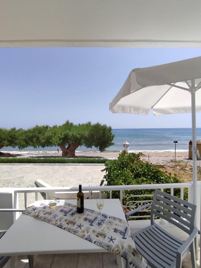Coastal Apartment Christina Makrýgialos Exterior foto